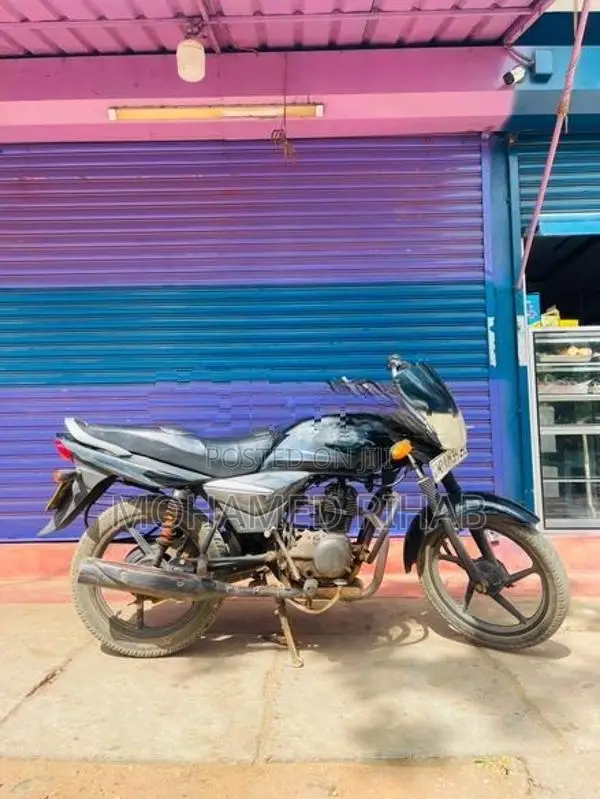 Bajaj Platina 100 2013