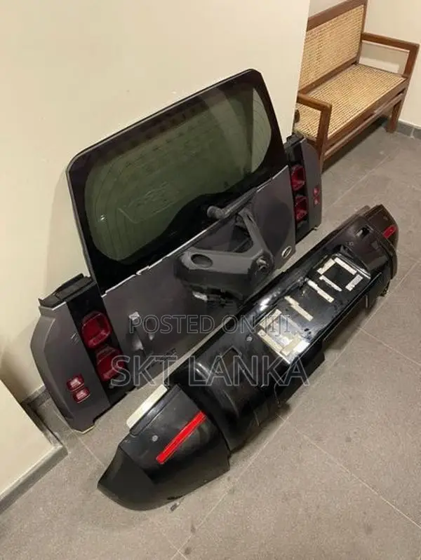 Genuine Defender 2025 Rear End Door Bumper LED Lights Vogue Sport Vela