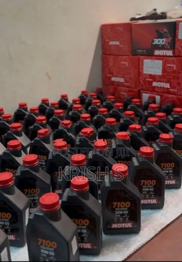 Motul 7100 Fully Synthetic