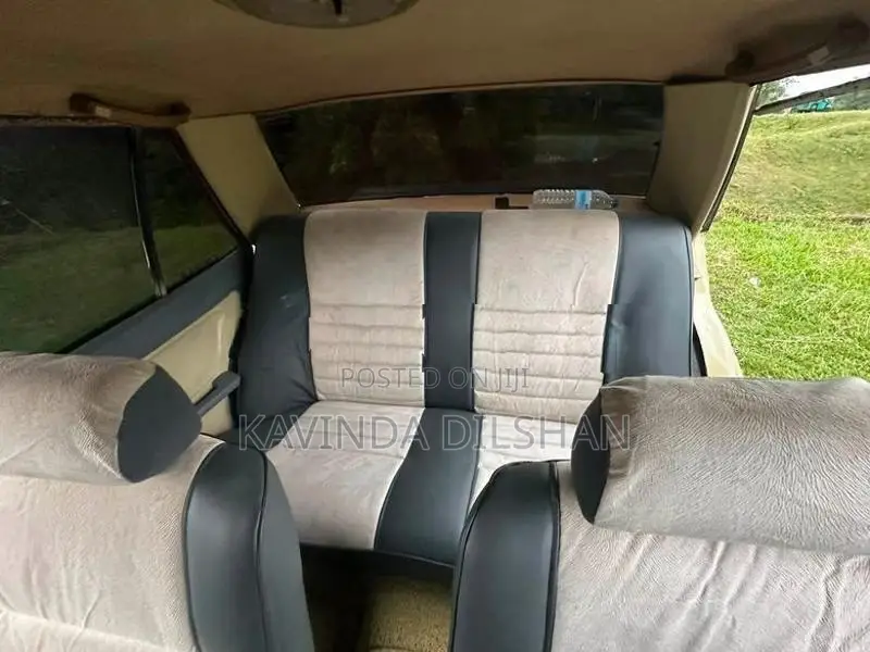 Mitsubishi Lancer Box 1985