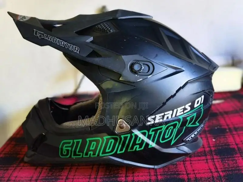 fullface Helmet ( Gladiator)