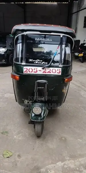 Bajaj RE 1995
