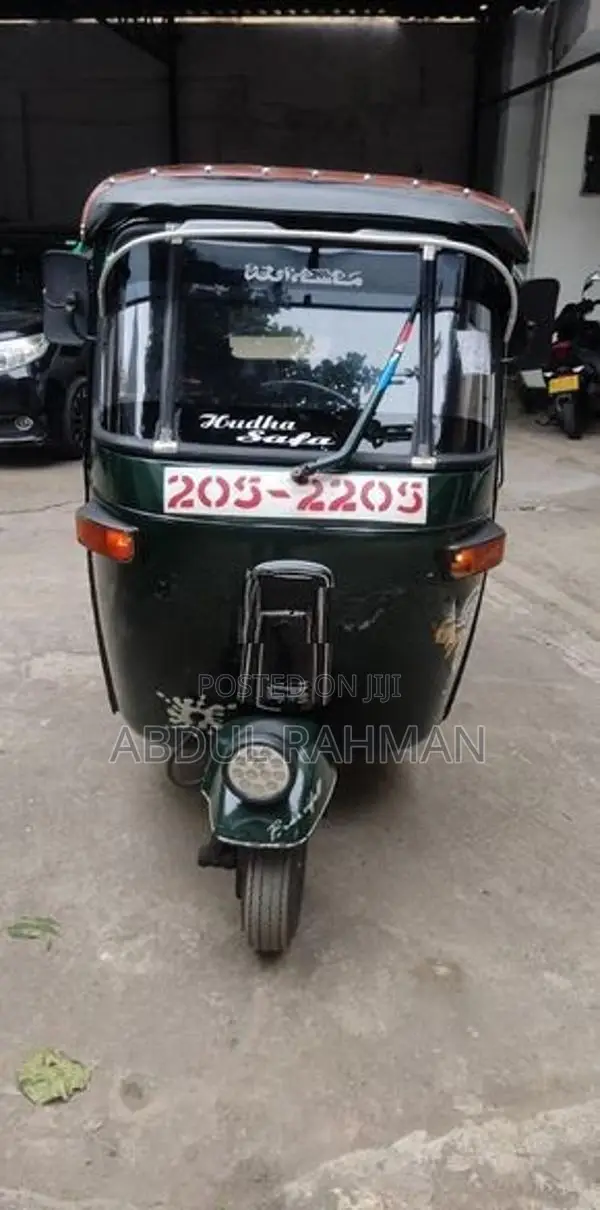 Bajaj RE 1995