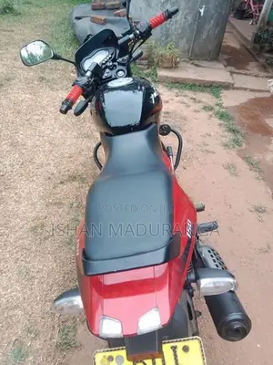 Bajaj Pulsar 150 2015