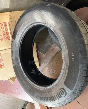Continental Tire Set 185/65/15