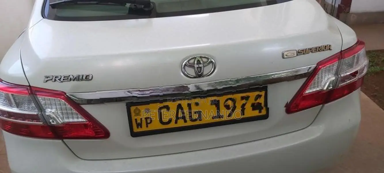 Toyota Premio G Superior 2015