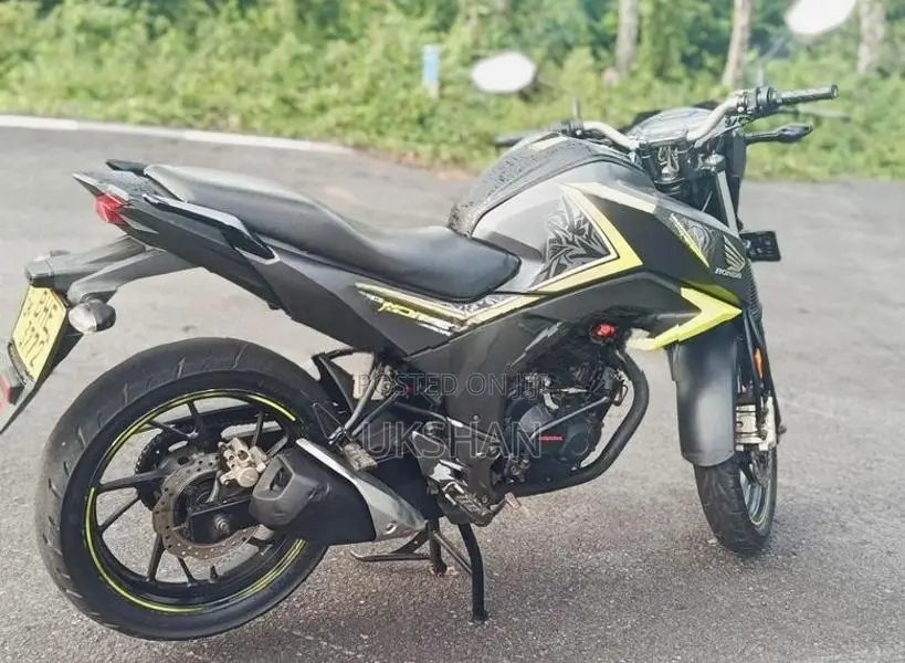 Honda CB Hornet 160R 2018
