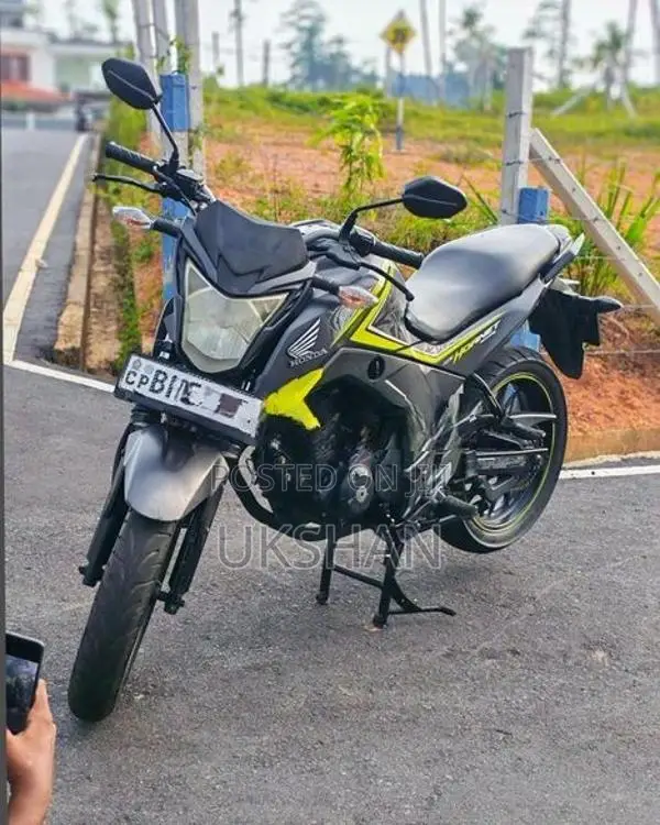 Honda CB Hornet 160R 2018