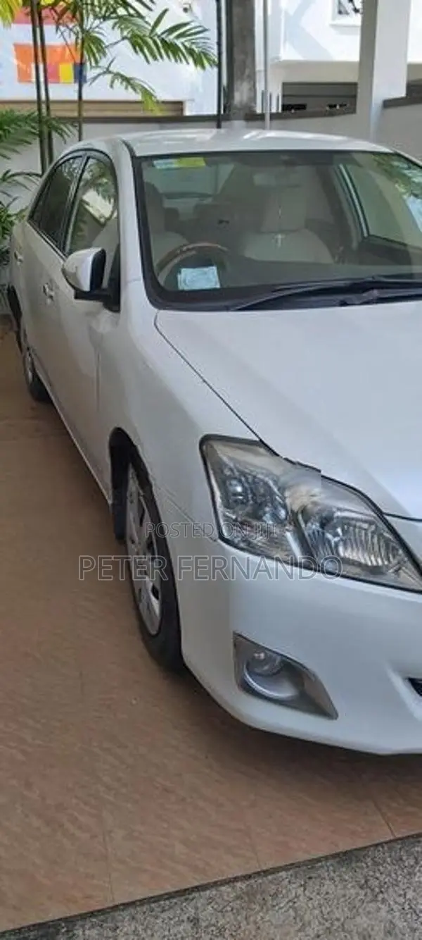 Toyota Premio G Superior 2015