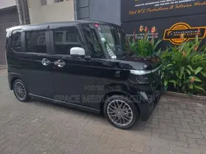 Honda N-Box CUSTOM TURBO 2025
