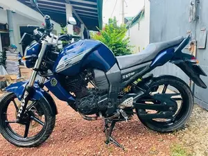Yamaha FZS V1 2014