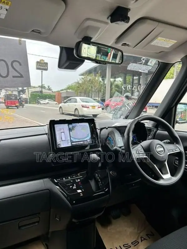 Nissan Roox HIGHWAYSTAR X 2025