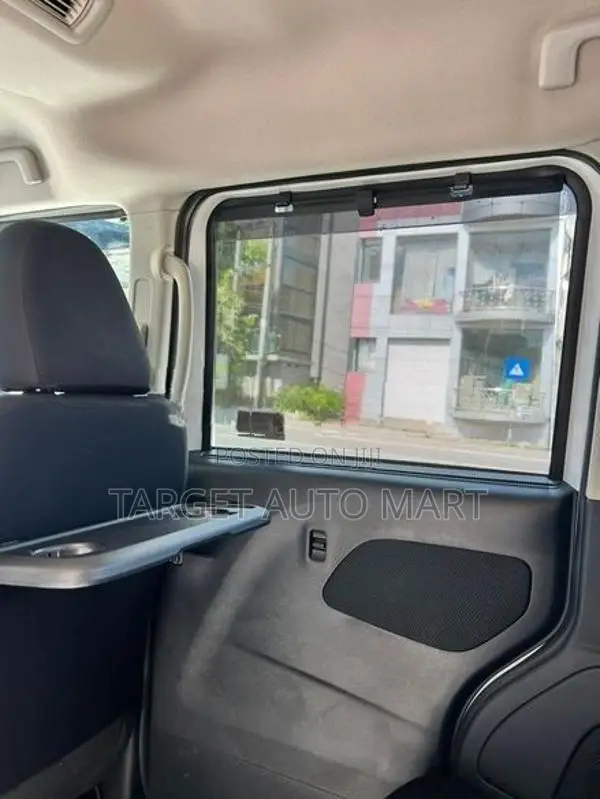 Nissan Roox HIGHWAYSTAR X 2025