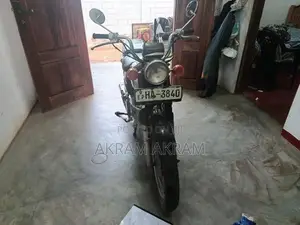 Honda CD 125 2005