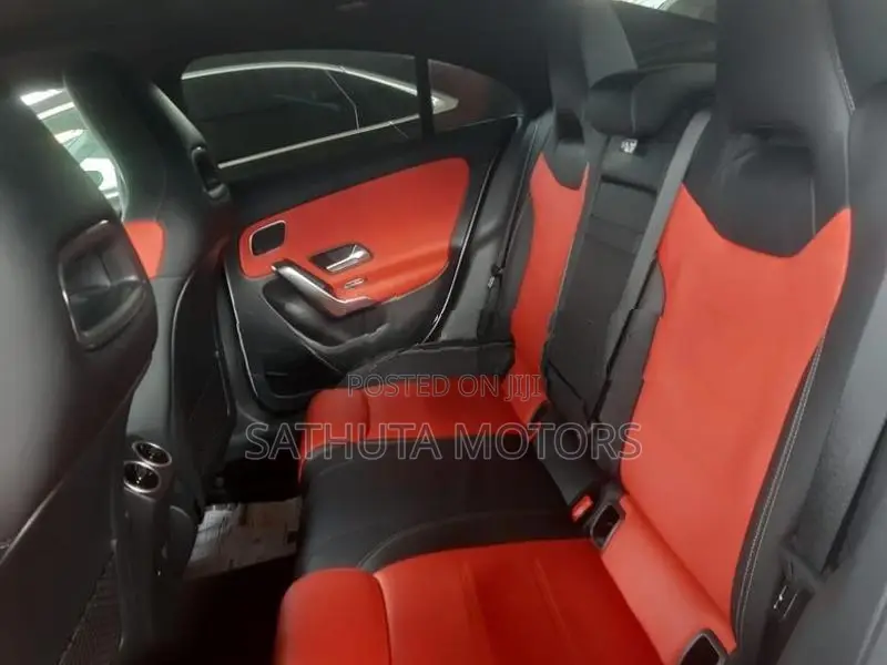 Mercedes Benz CLA 200 2022