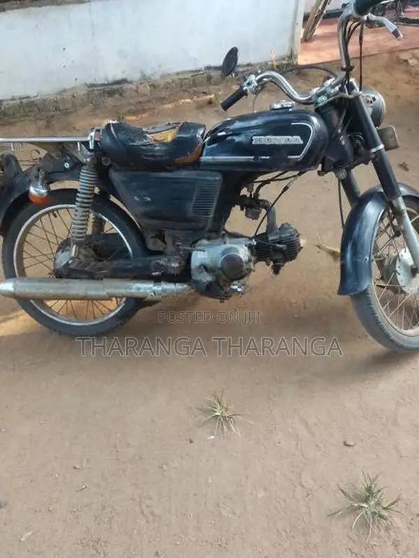 Honda c D 50 1999