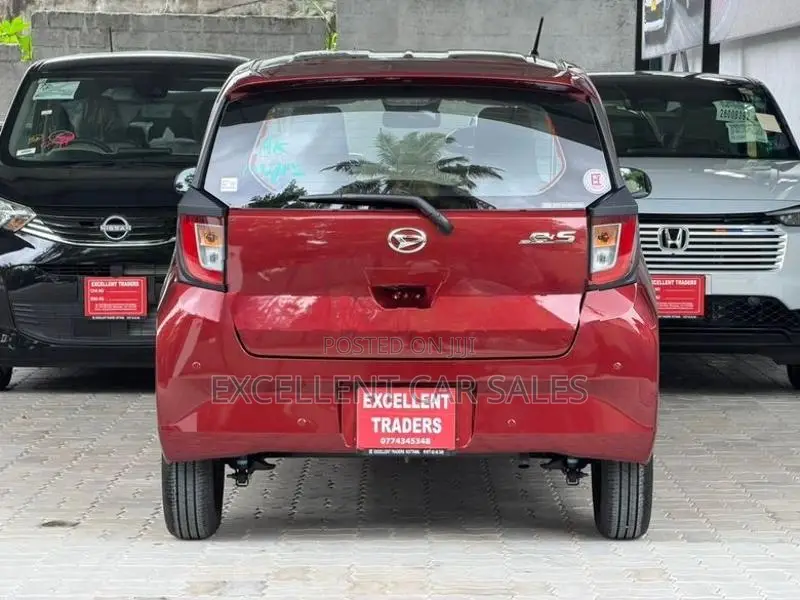 Daihatsu Mira ES SA3 2025
