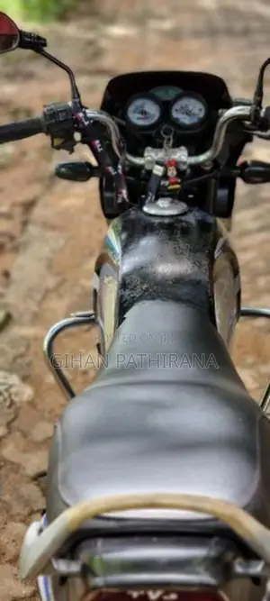TVS Victor edge 2007