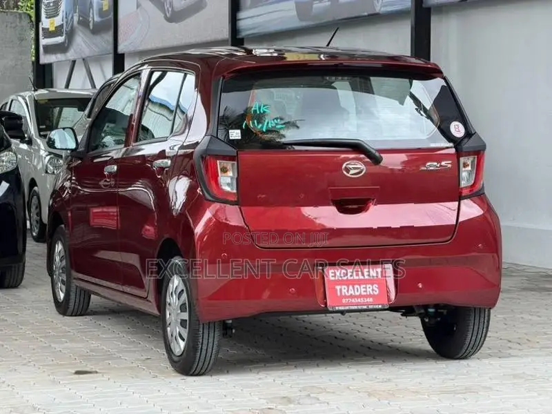 Daihatsu Mira ES SA3 2025