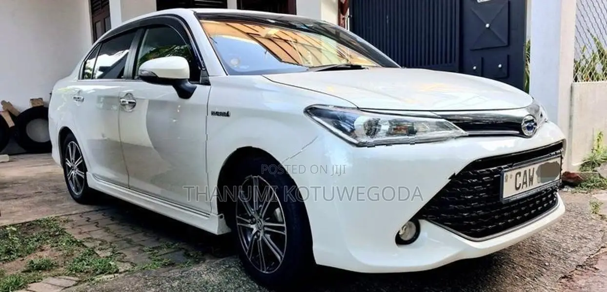 Toyota Axio WXB 2017