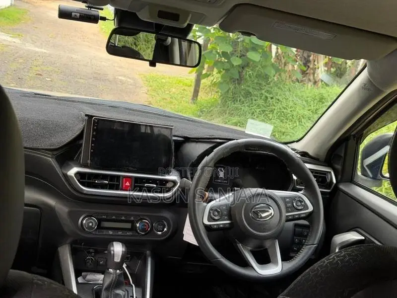 Daihatsu Rocky 2025