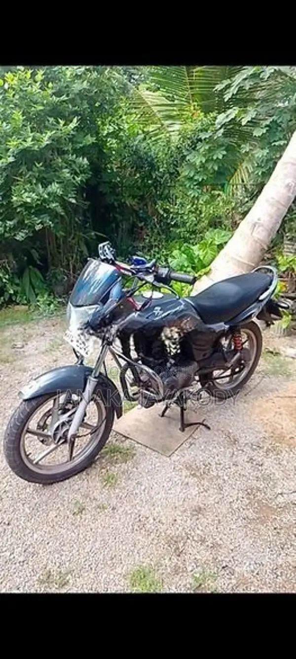 Bajaj Platina 100 2012
