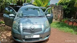 Toyota Vitz 2007