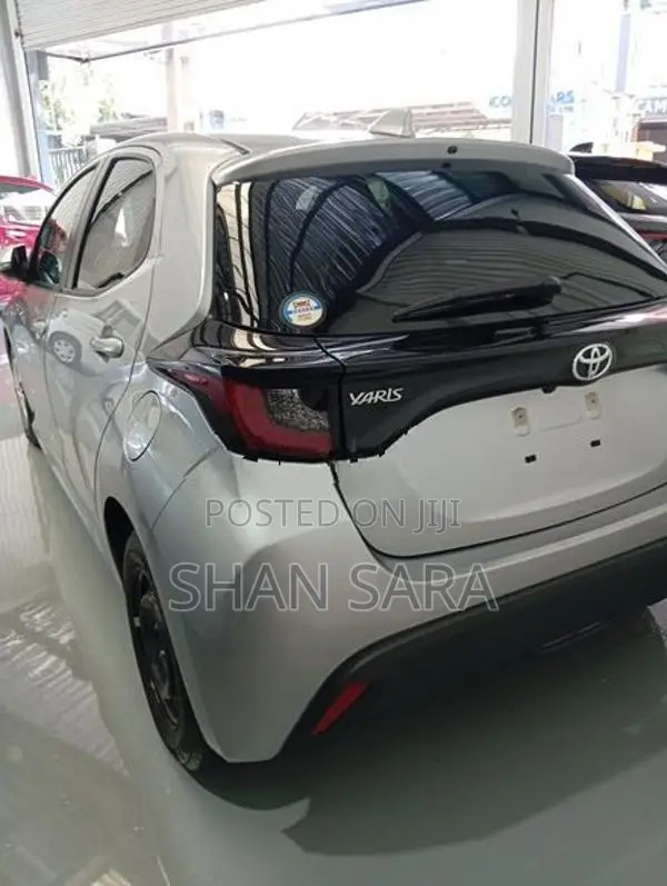 Toyota Yaris X Limited 2023