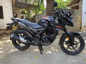 Honda X-Blade 160 CB 2020