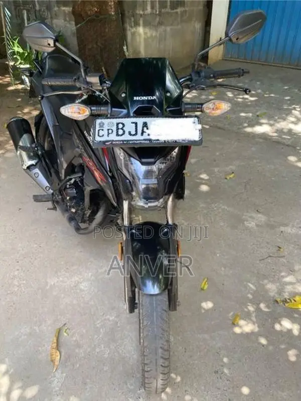 Honda X-Blade 160 CB 2020