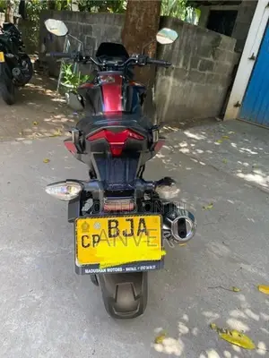 Honda X-Blade 160 CB 2020