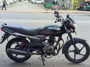Bajaj Platina 100 2015