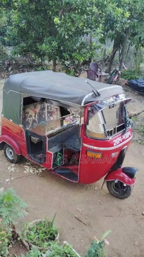 Bajaj RE 1998