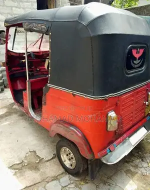 Bajaj RE 2006