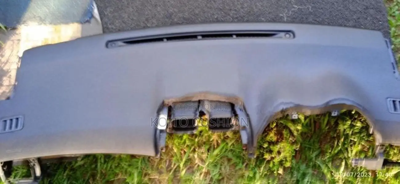 corolla 141 Axio Dashsbod