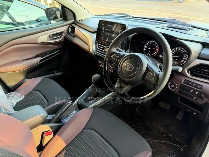 Toyota Taisor V Grade HighestSpec 2026