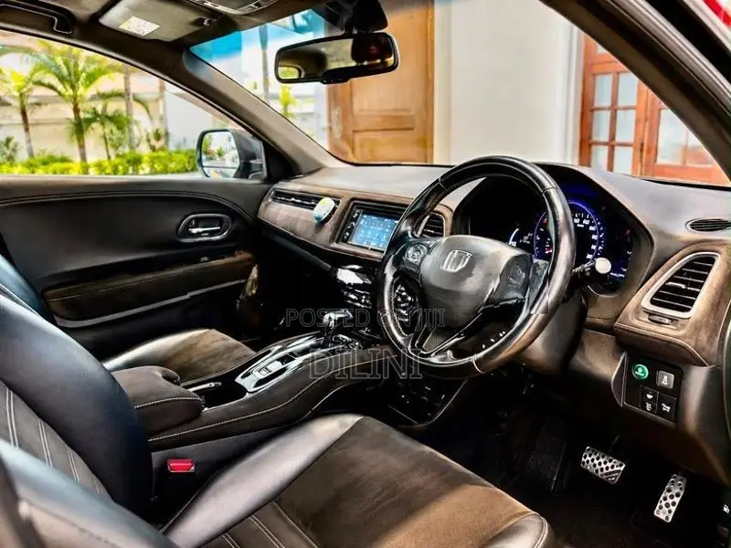 Honda Vezel RS Sensing 2016