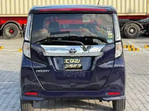 Toyota Roomy GT Turbo 2024