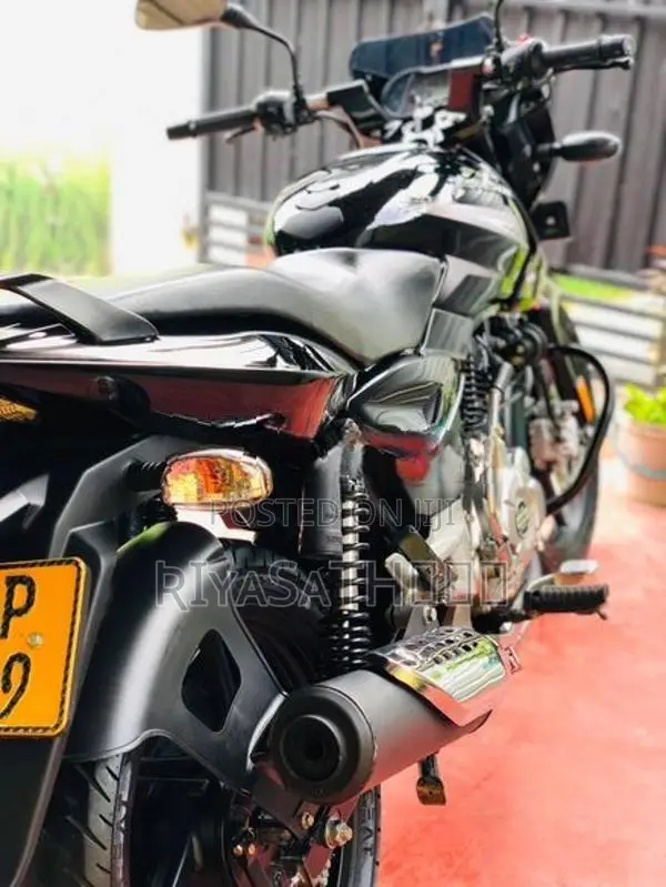 Bajaj Pulsar 150 UG4 2016