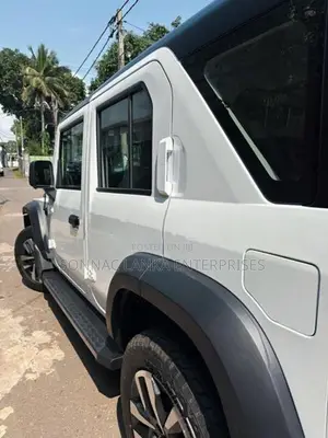 Mahindra Thar Roxx AX7L P RWD 2025