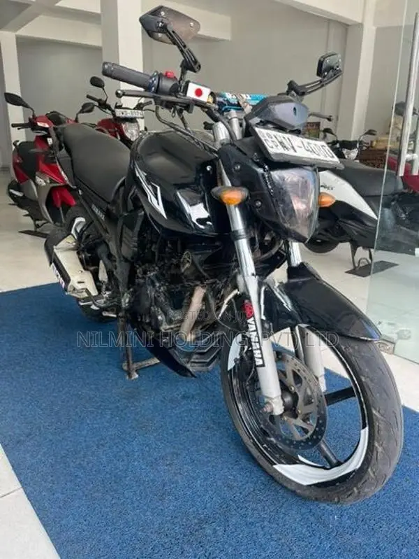 Yamaha FZS V1 2011