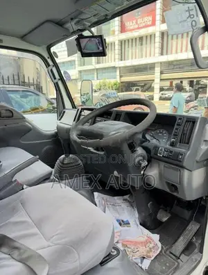 Isuzu Elf 250 Freezer 14/5 2016