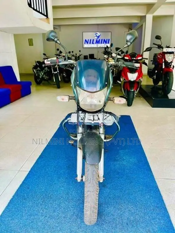 Bajaj Platina 100 2012