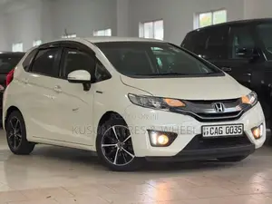 Honda Fit GP5 L Grade 2015