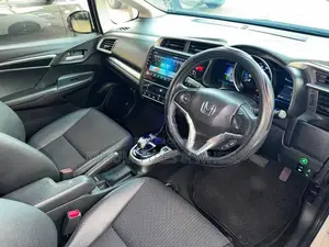 Honda Fit GP5 L Grade 2015