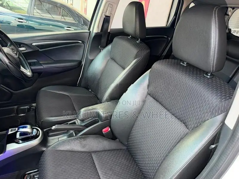 Honda Fit GP5 L Grade 2015