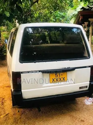 Nissan Vanette 1990