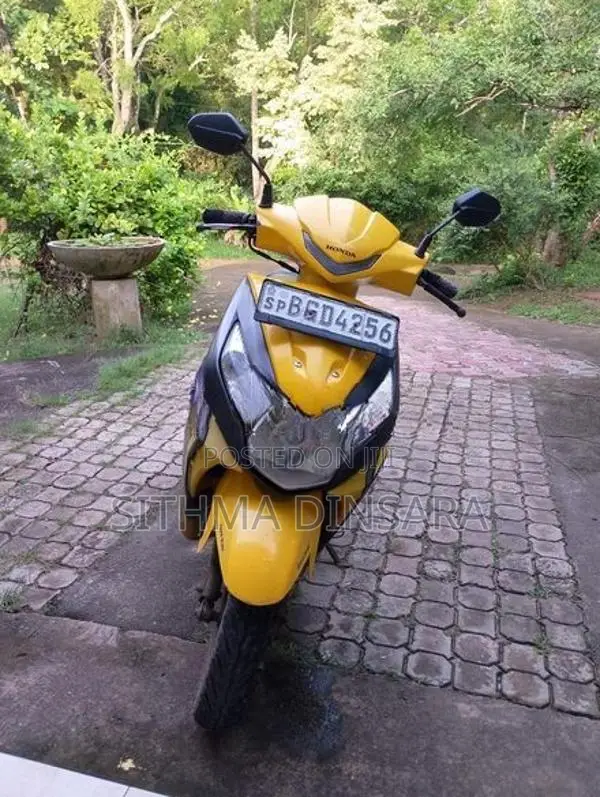 Honda Dio 2018