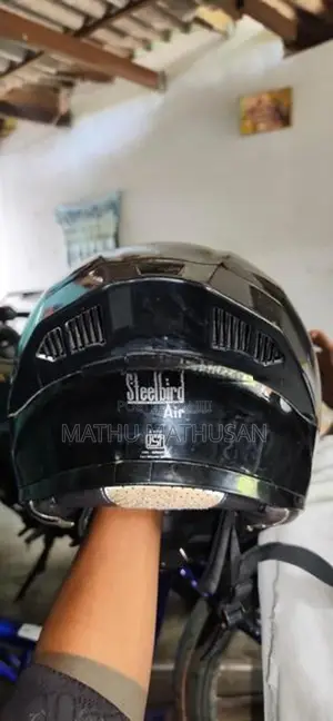 SB Helmet