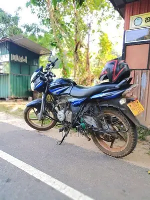 Bajaj Discover 125 2016